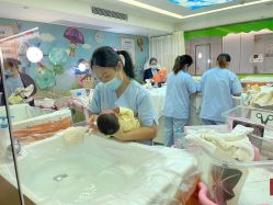 -梓爱月子中心(花都店)