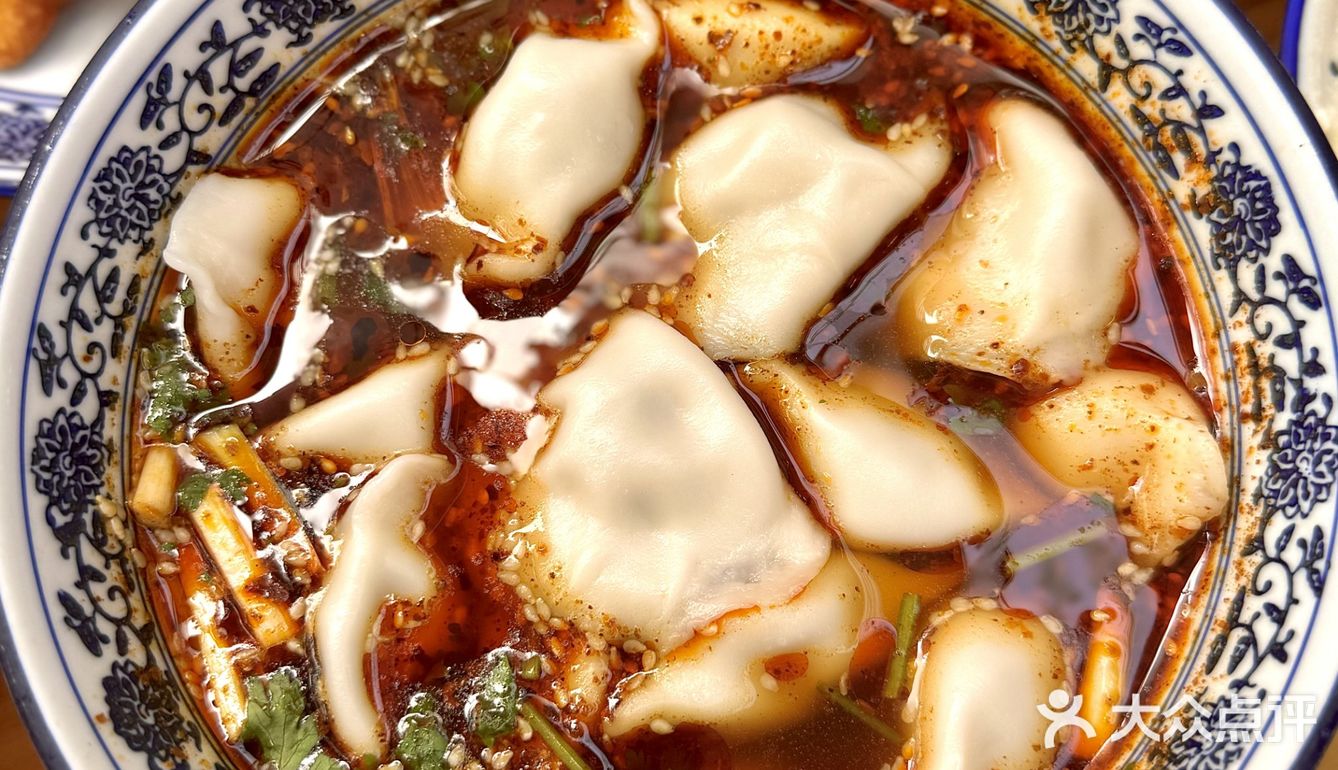 🔥西安吃货秘籍！排队也值的酸汤水饺！ 