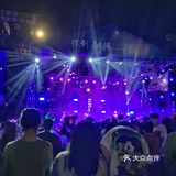 昨天在朱家尖的音乐节,有鹿先森