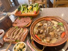 -阿婆情腊排骨火锅(金虹路店)