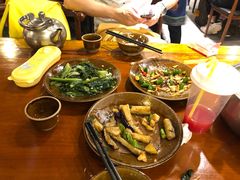 -苗湘食府(十年店)