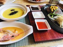 -舜耕山庄四时万和自助餐厅