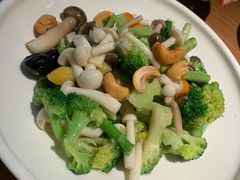 -波螺油子青岛本帮菜(银座店)
