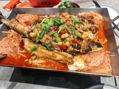 -鸣记脆皮烤鱼·海鲜烤鱼(马栏店)