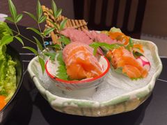 -山川小町·极番烧肉(新地假日广场店)