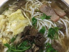 -花溪王记牛肉粉(四季花溪商场店)