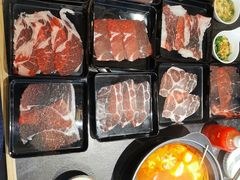 -匠牛亭·锅物烧肉放题自助(昆百大·泰业城店)