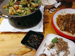 -小俩口烧烤东北菜(双井店)