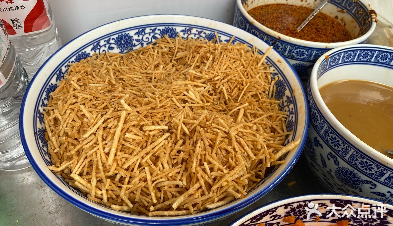 店主哭着说：便宜好吃，你还要怎样？