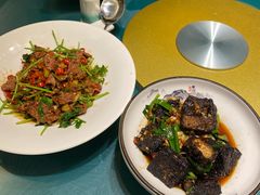-呷湘厨·鱼汤捞饭·剁椒鱼头·辣椒炒肉(国家会展中心店)