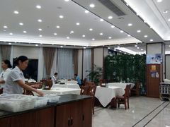 -怡园饭店-餐厅(四望亭店)