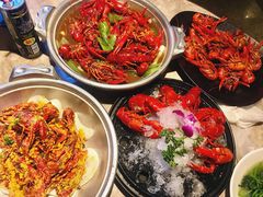 -沪小胖小龙虾(淮海中路旗舰店)