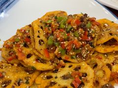 -三江源美食城