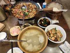 -富正毅三下锅·湘西韵味(天门山索道店)