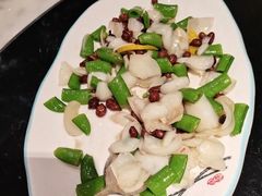 长生果炒鲜百合-品回味清真西北楼(宁波首店)