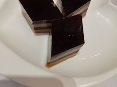 -上海虹桥君丽假日酒店(娄山关路地铁站店)