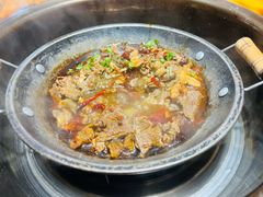 -大众跷脚牛肉馆·非遗传承单位(峨眉山店)