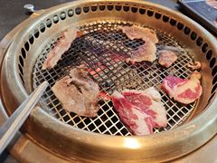 -铭牛烧肉·和牛海鲜自助(高新月牙湖店)