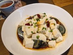 -黄泥岗·地道湖北菜(奥特莱斯店)