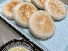 手工老面饼-楚山晓·湖北菜(武汉光谷K11店)
