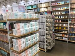 -名创优品(山东青岛东方城店)