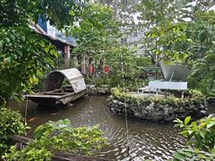 -花溪雨·森林餐厅(石基店)