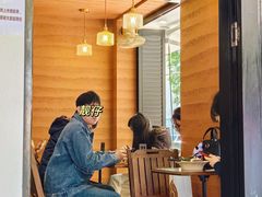 -CowCow其其·牛杂咖啡公司(六运店)