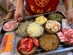 -四小区火锅·巷子里的重庆火锅(花照壁店)
