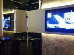 -K+全国连锁KTV(绿地缤纷天地店)