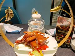 脆皮乳鸽-鹊玥·粤菜小馆(汇智国际商业中心店)