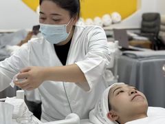 -首脑美容美发化妆美甲培训学校(龙岗校区)