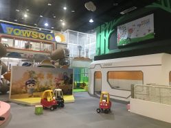 -玩塾品格乐园(宇宙太空龙旗店)