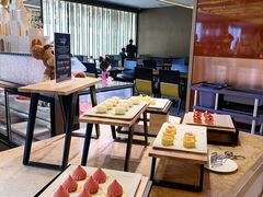-大中华希尔顿酒店-念自助餐·嗨啤·小龙虾