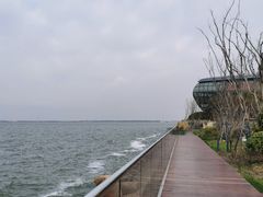-上海滴水湖皇冠假日酒店