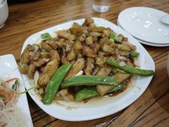 地三鲜-南磨房食府(燕莎奥特莱斯购物中心店)