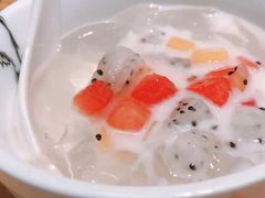 现任椰奶冰粉-太二酸菜鱼(正大广场店)