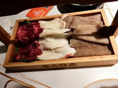 -牛人日志·鲜牛肉骨汤火锅(万科里瑧店)