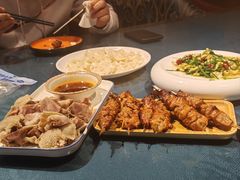 -乡村馕坑肉·烧烤·新疆菜·本地人更爱吃(阿勒泰首店)