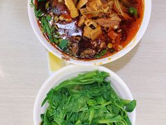 -崇州余荞面(落虹桥店)