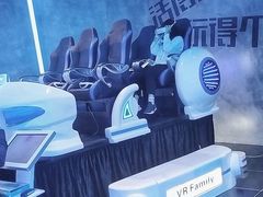 -世代星球·保龄球·镭战真人CS·团建(杨浦店)