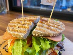 -Catch Bagel(芳草地店)