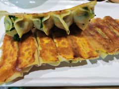 韭菜肉锅贴-众口斋锅贴(银泰城店)