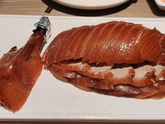 “酥不腻”烤鸭-小大董·烤鸭(凤凰汇店)