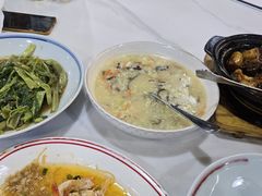 -明本湛江鸡•海鲜小厨(陈家祠店)