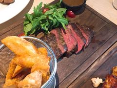 -LENBACH兰巴赫西餐啤酒坊(大连东港店)