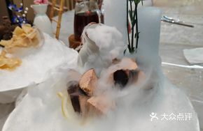 Crystal Red Wine Foie Gras