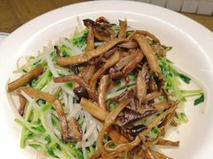 -新大咀港式茶餐厅(宝山万达店)