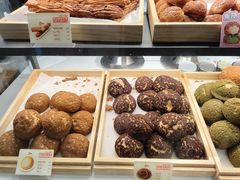 -西树泡芙(湖滨银泰in77B区店)