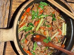 -啫两手·啫啫煲·小饭堂(龙城万科里店)