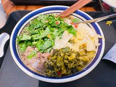 招牌生烫牛肉大理饵丝-云阿蛮云南生烫牛肉米线(奉贤路店)